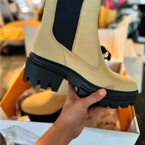 Timberland | Shoes | Timberland Everleigh Chelsea Light